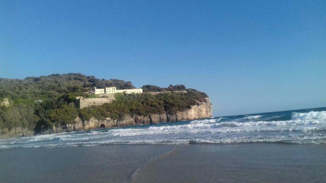 L'Ancorotto Azzurro Apartman Gaeta Kültér fotó